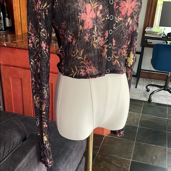 Free People Angelina Floral Long Sleeve Top - Black and Pink XS EUC - Picture 6 of 13
